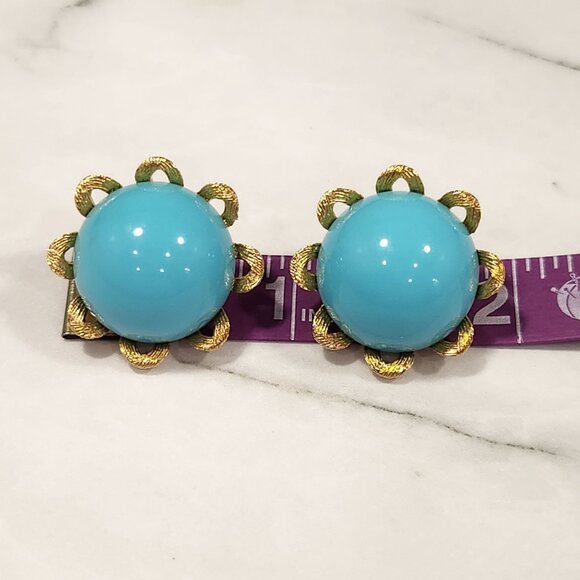 Vintage Gold-Tone & Turquoise Beaded Necklace With Matching Clip-On Earrings Set - Picture 11 of 16